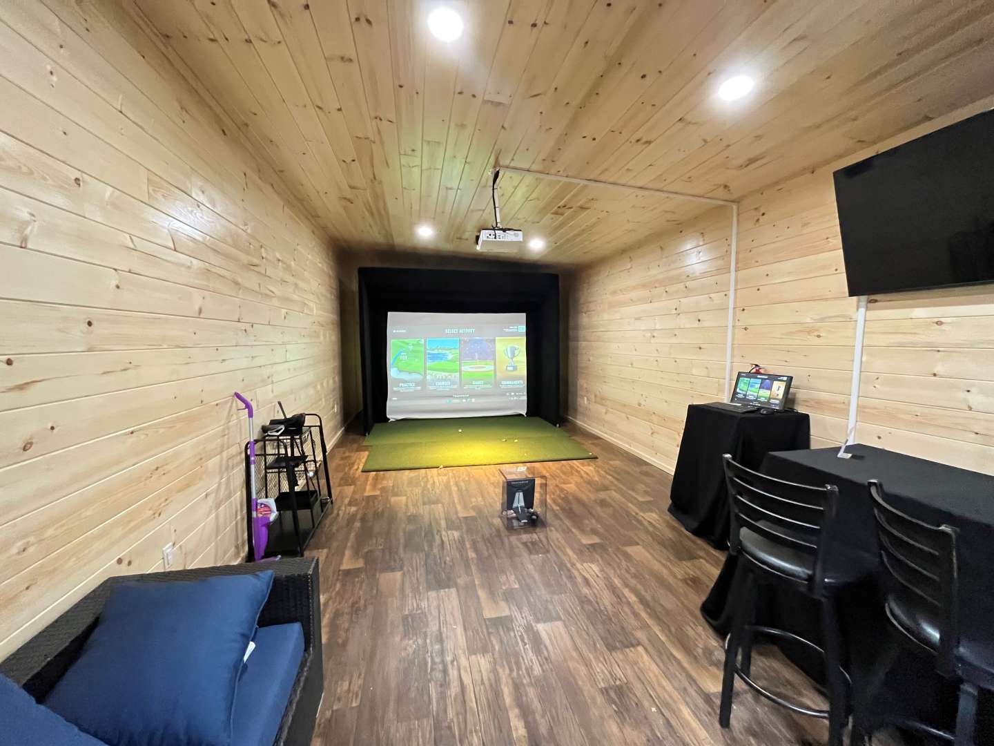 Golf Shed - Image 3